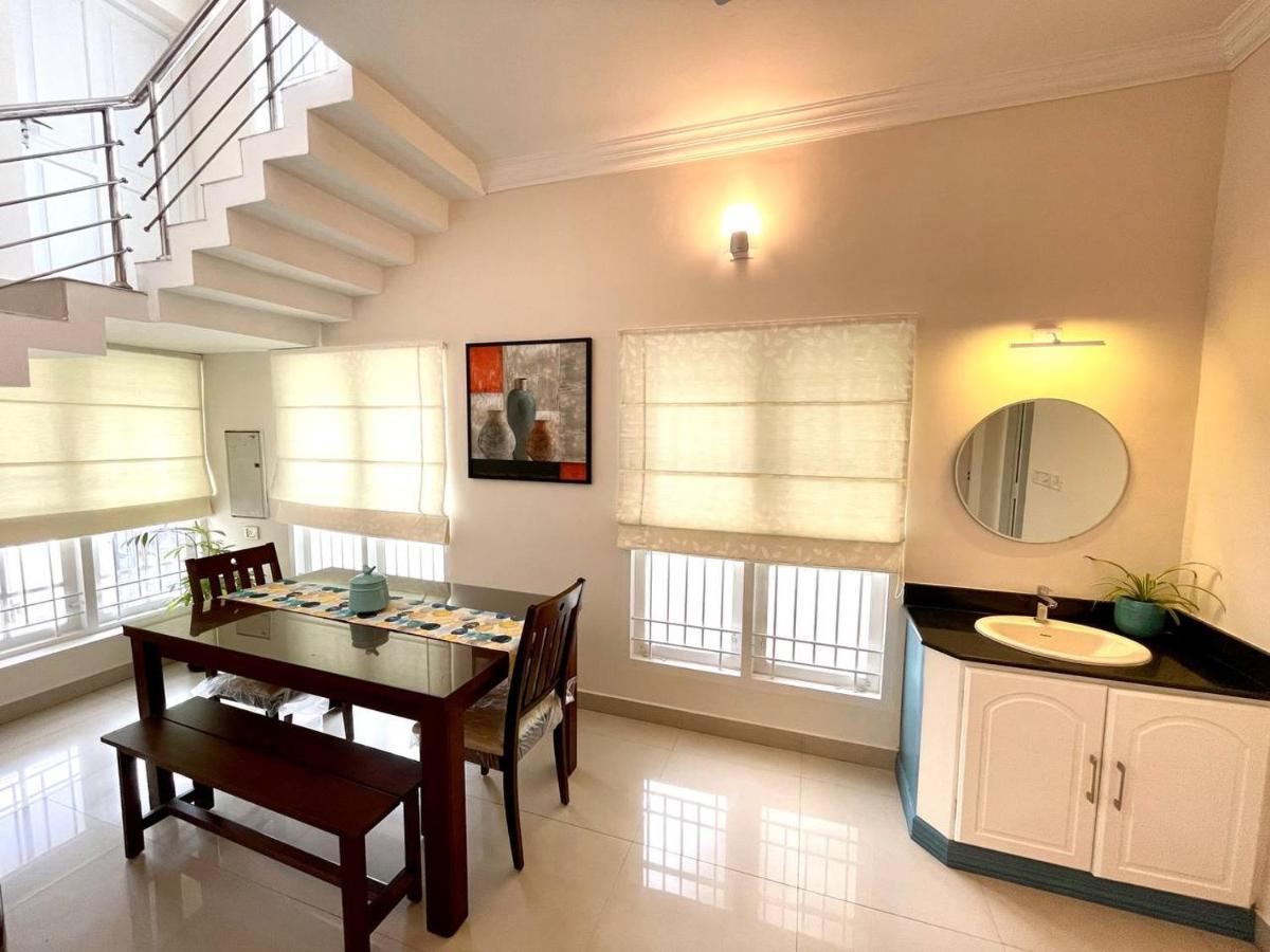 The Oval House, Kochi - Approved By Kerala Tourism - Exclusively For Families Villa Buitenkant foto